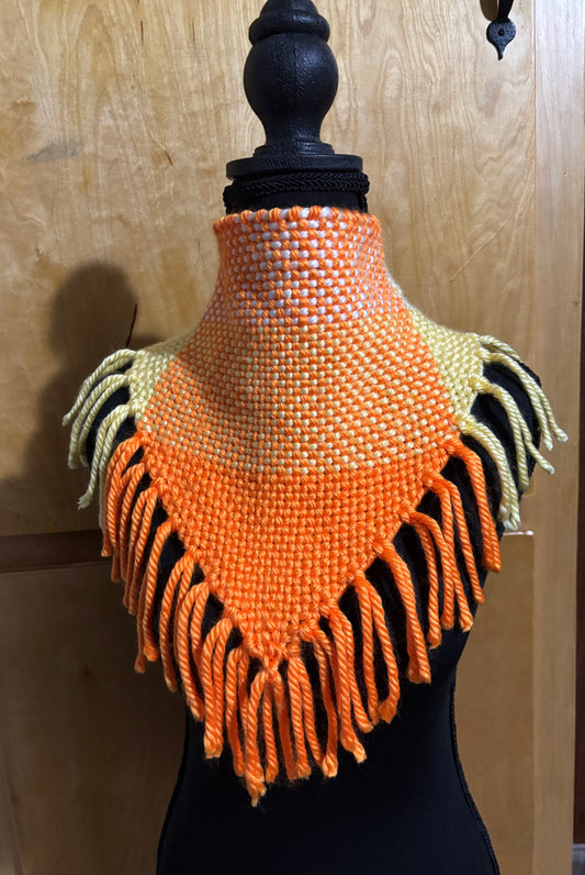 Bandanna neck cowl