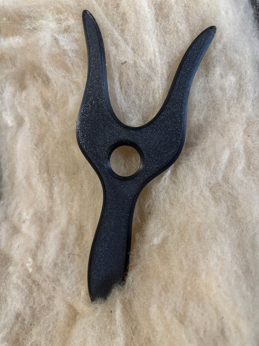Lucet knitting fork